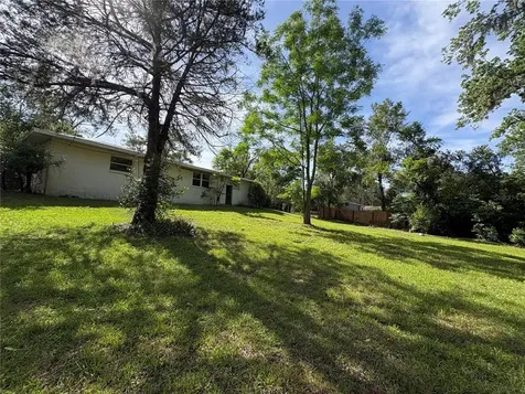 3922 S Apopka Avenue Inverness FL 34452