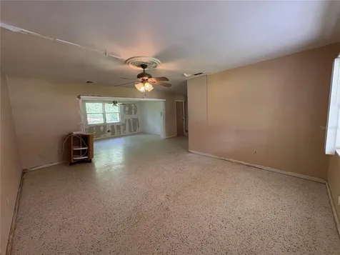 3922 S Apopka Avenue Inverness FL 34452