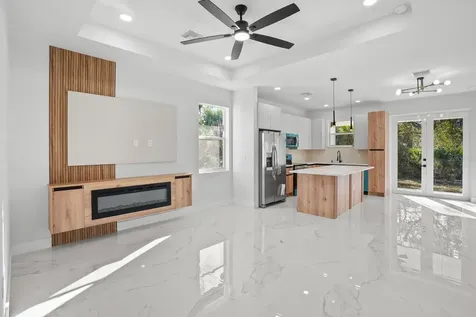 1073 Sherwin Street Port Charlotte FL 33953