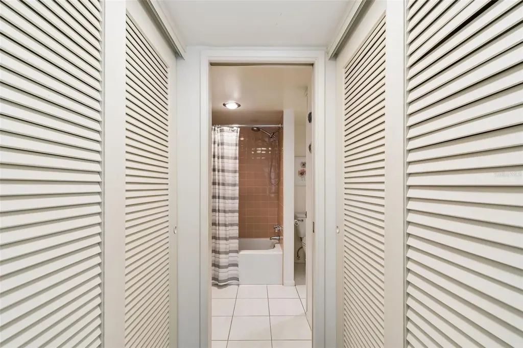 2944 W Bay Drive Belleair Bluffs FL 33770