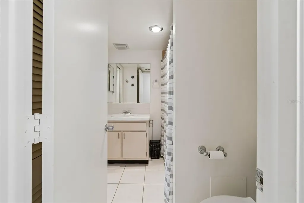 2944 W Bay Drive Belleair Bluffs FL 33770