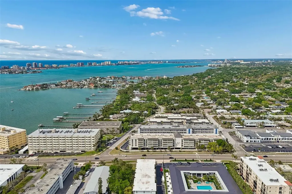 2944 W Bay Drive Belleair Bluffs FL 33770