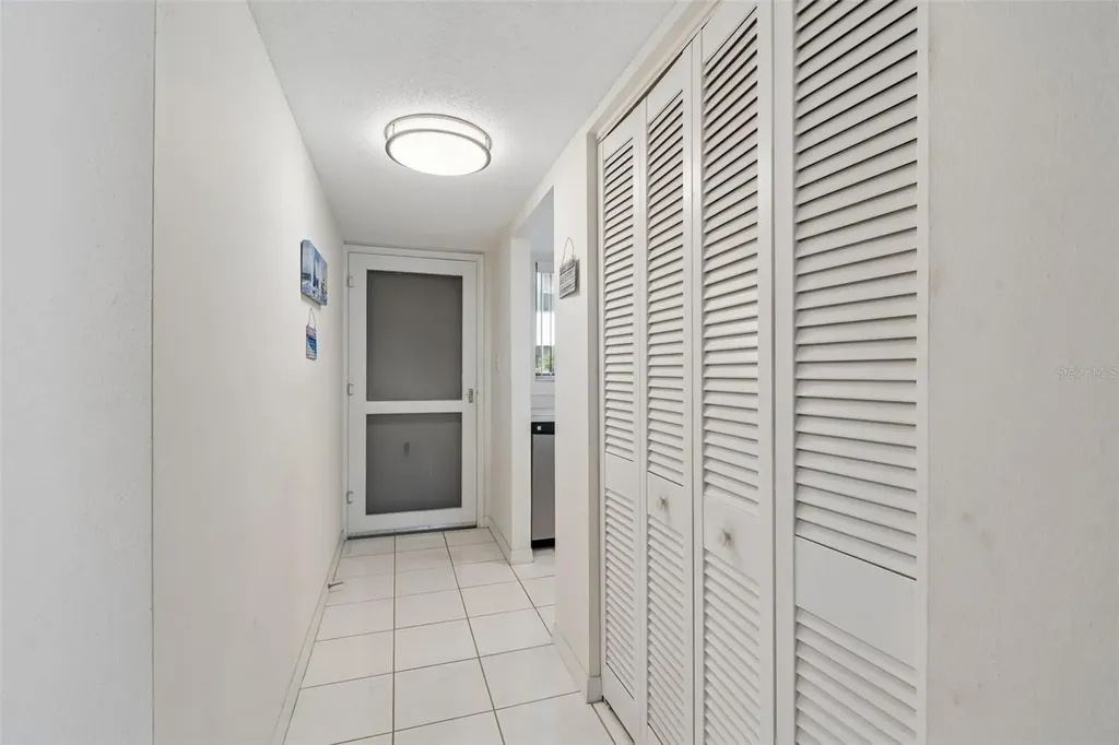 2944 W Bay Drive Belleair Bluffs FL 33770