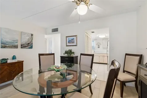 2944 W Bay Drive Belleair Bluffs FL 33770