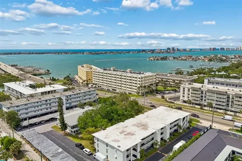 2944 W Bay Drive Belleair Bluffs FL 33770