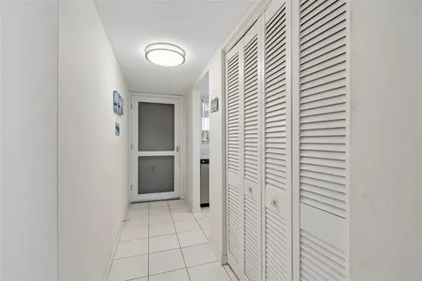 2944 W Bay Drive Belleair Bluffs FL 33770