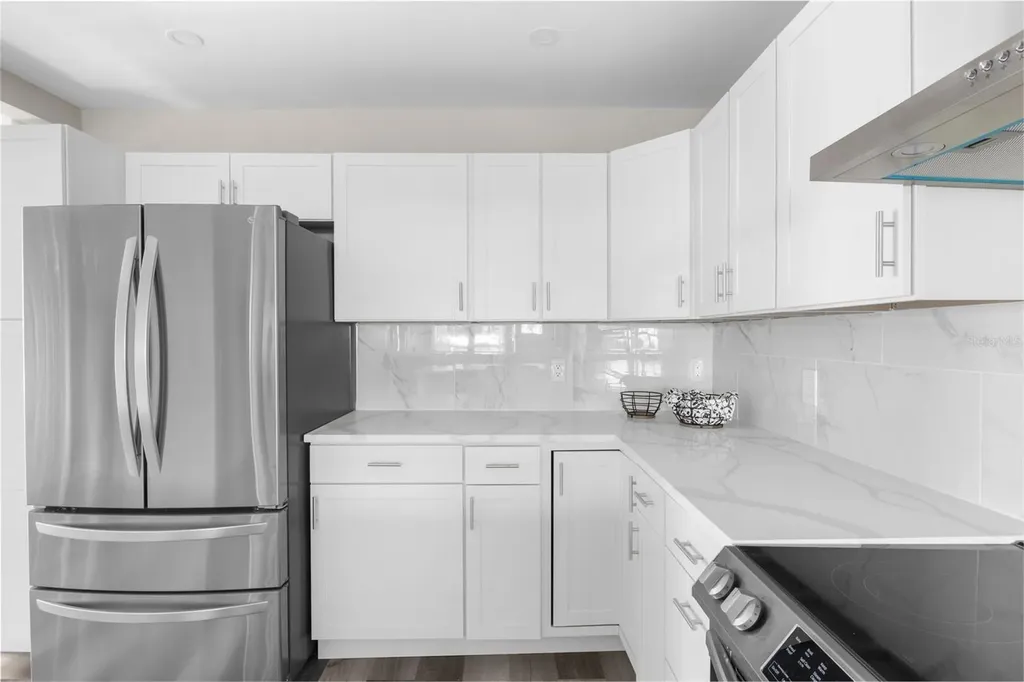 5318 9th Avenue St Petersburg FL 33710