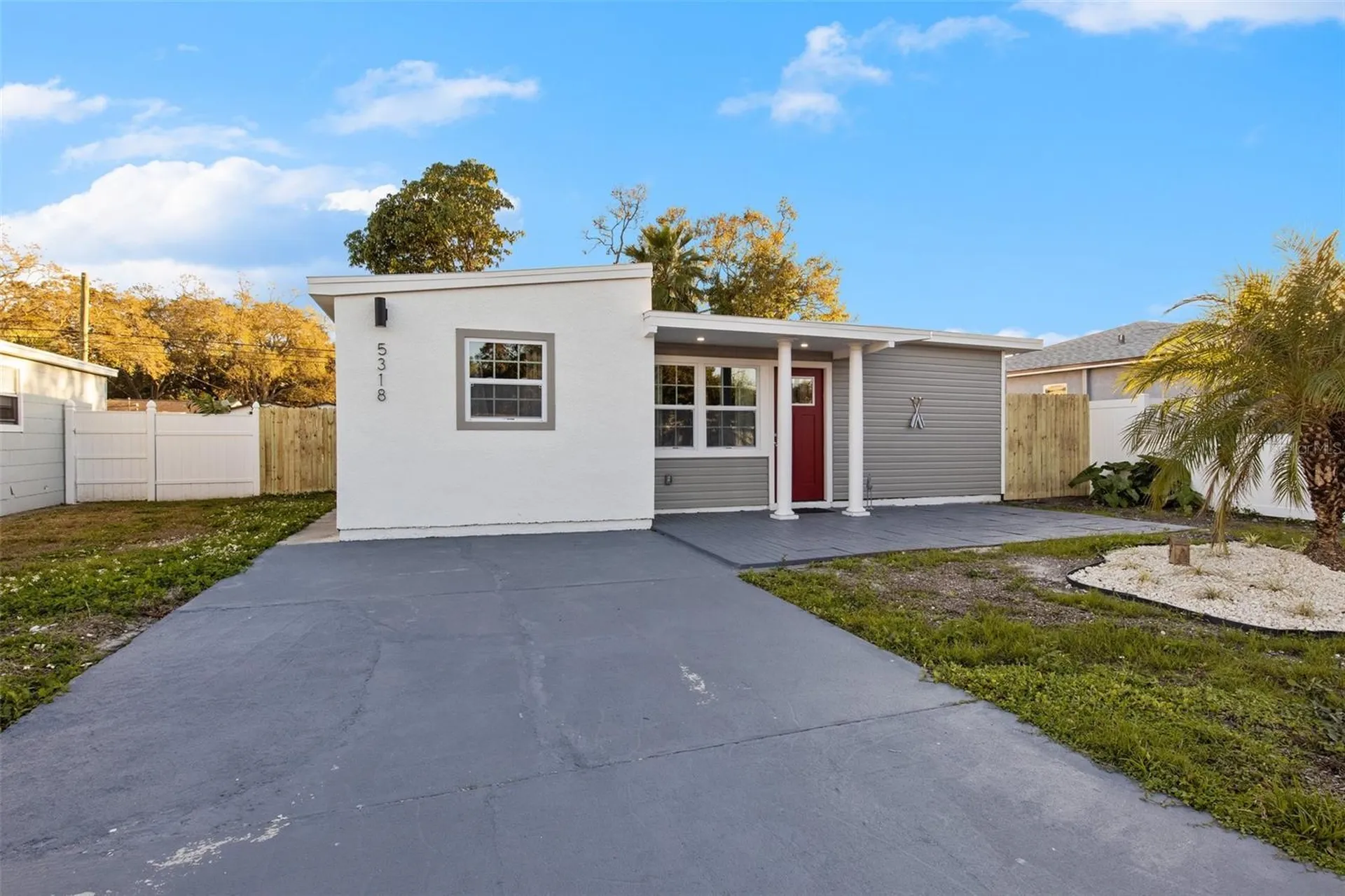 5318 9th Avenue St Petersburg FL 33710