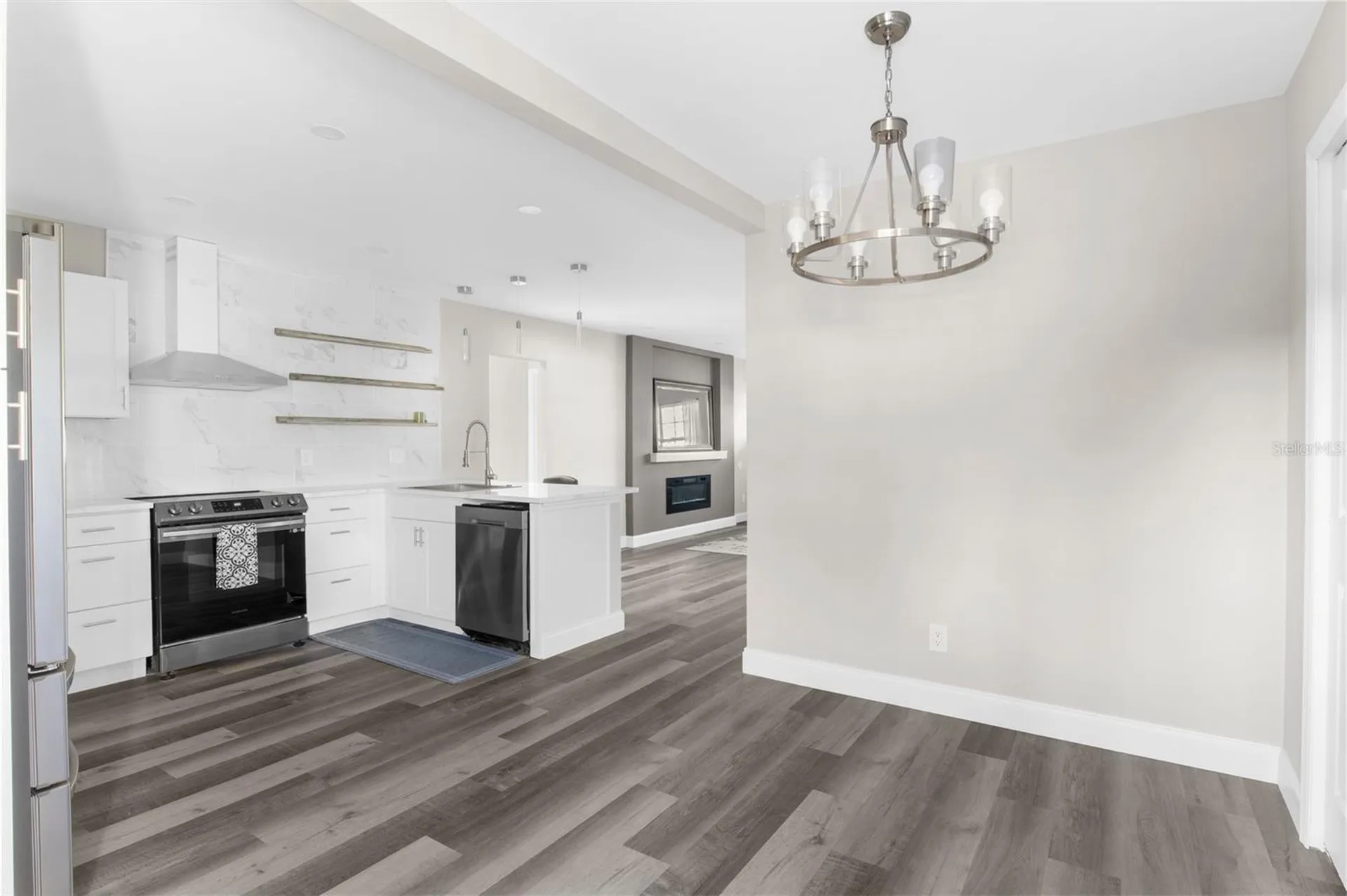 5318 9th Avenue St Petersburg FL 33710