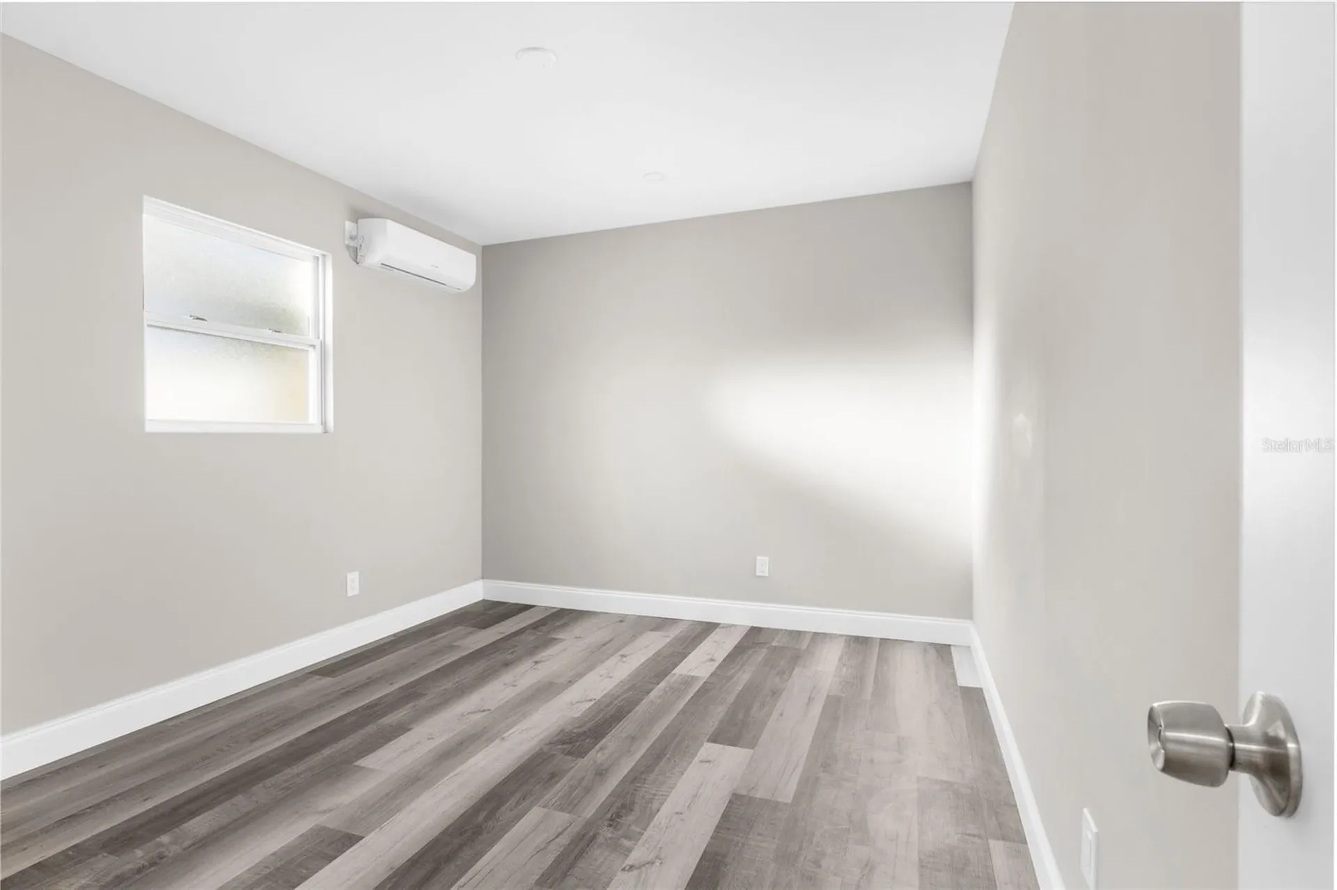 5318 9th Avenue St Petersburg FL 33710