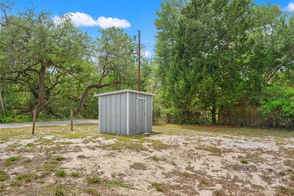 33013 Round Table Road Ridge Manor FL 33523