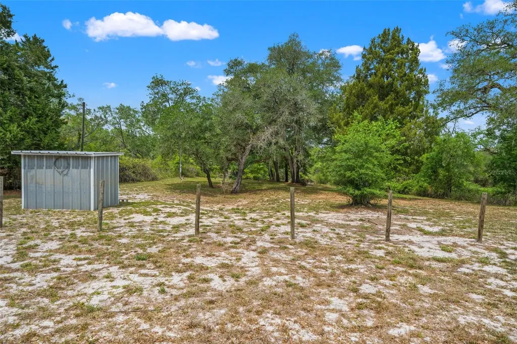 33013 Round Table Road Ridge Manor FL 33523
