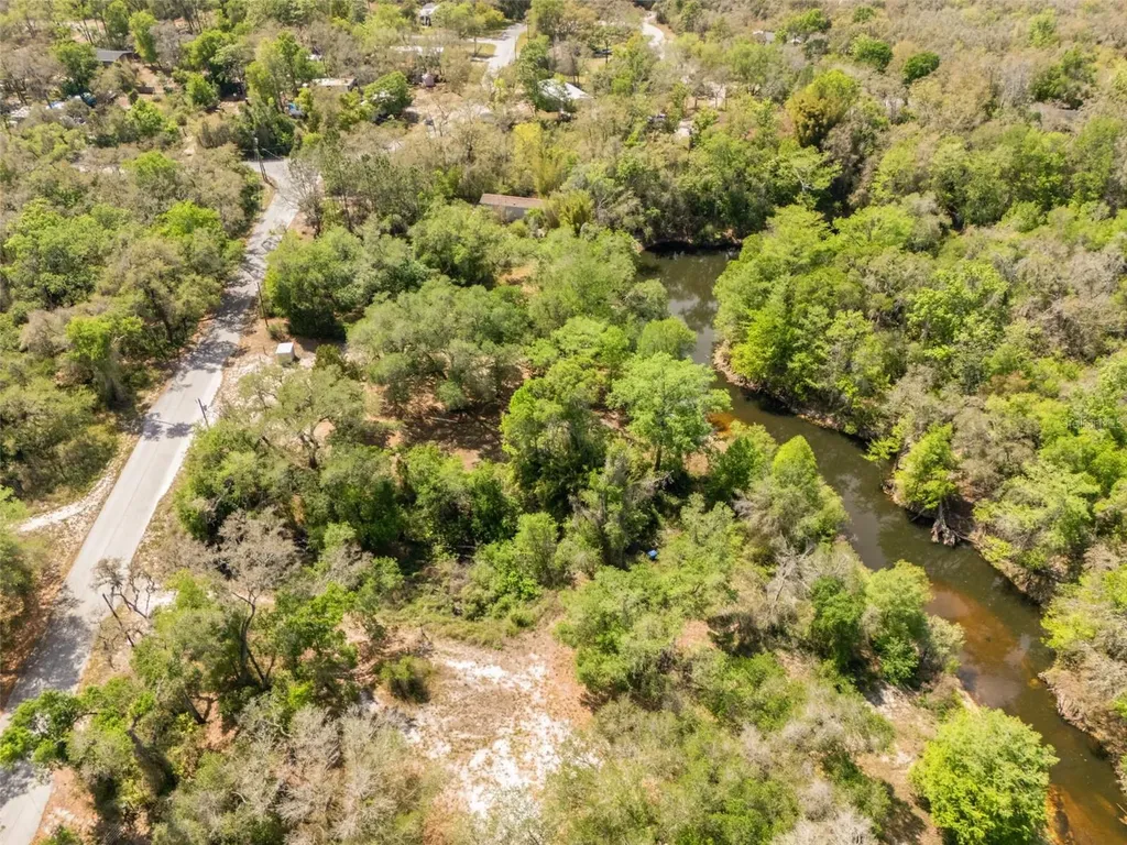 33013 Round Table Road Ridge Manor FL 33523