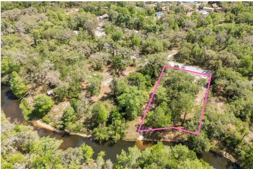 33013 Round Table Road Ridge Manor FL 33523