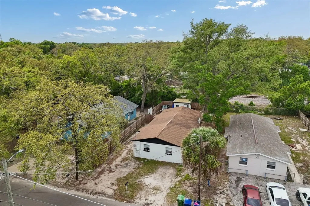 10110 N Lantana Avenue Tampa FL 33612
