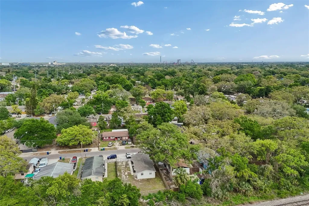 10110 N Lantana Avenue Tampa FL 33612
