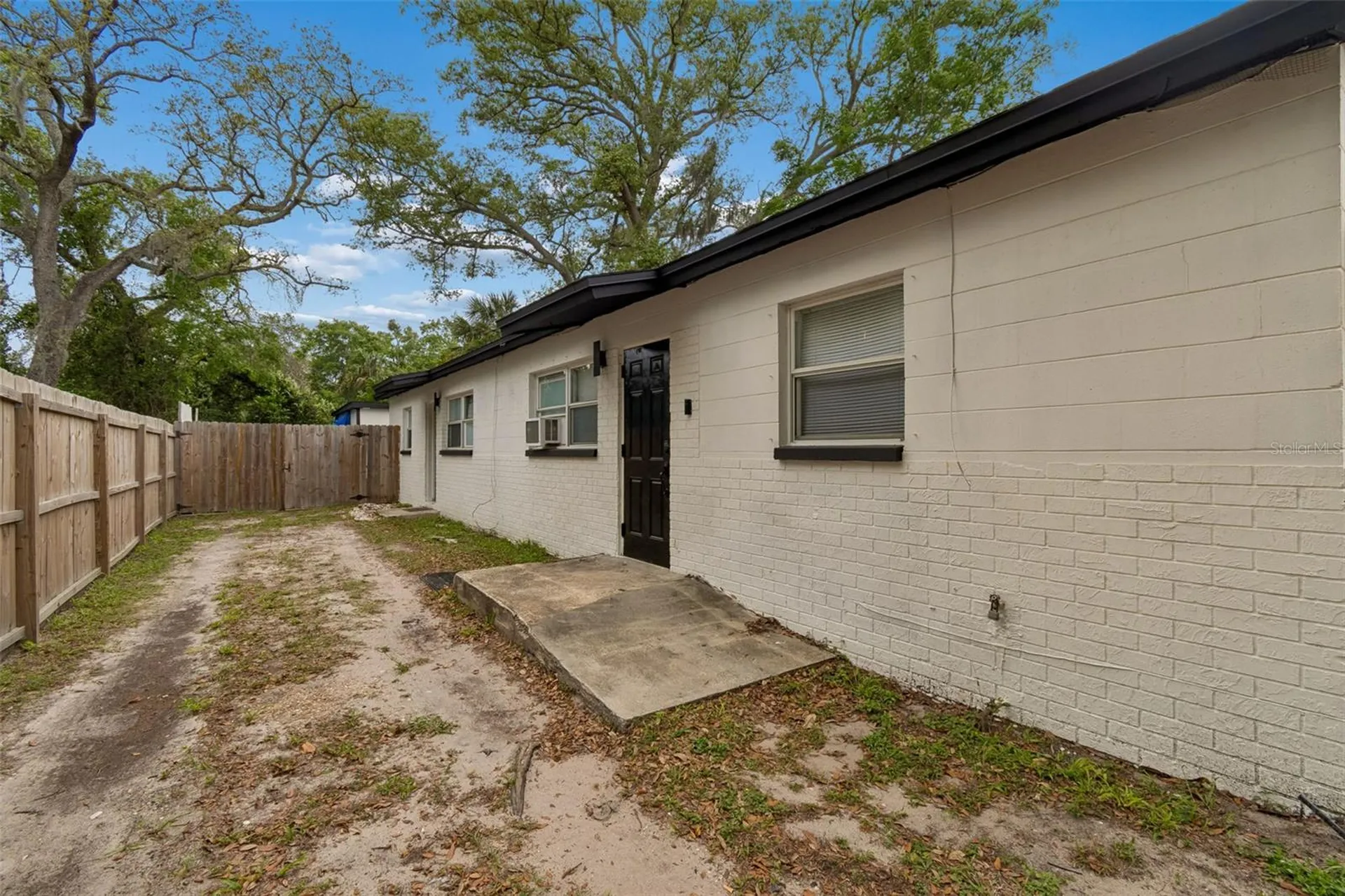 10110 N Lantana Avenue Tampa FL 33612
