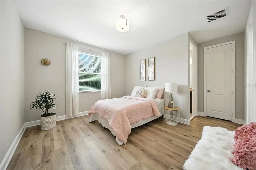 2495 Oakwood Preserve Drive Wesley Chapel FL 33543