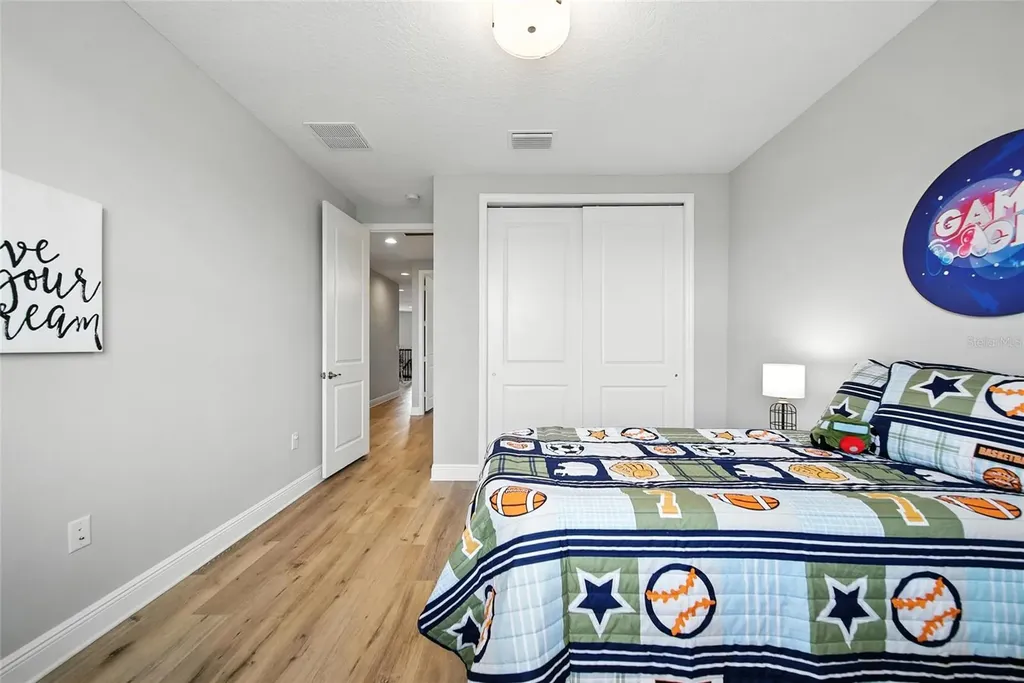 2495 Oakwood Preserve Drive Wesley Chapel FL 33543