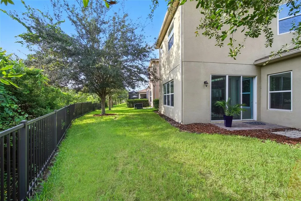 2495 Oakwood Preserve Drive Wesley Chapel FL 33543