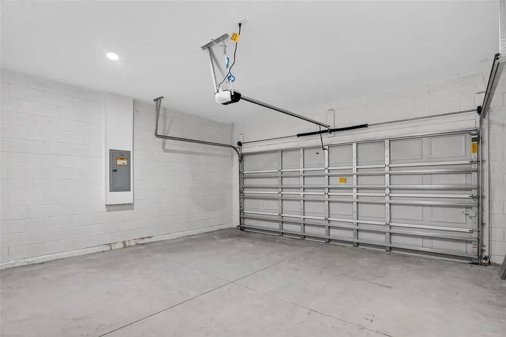99 W Goldcoast Place Dunnellon FL 34434