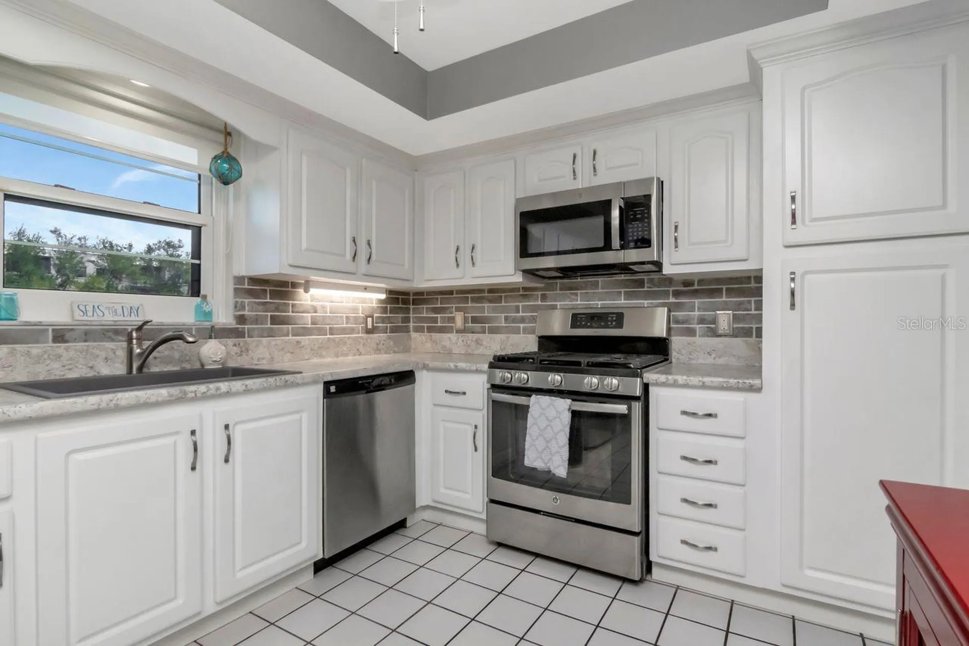 6070 80th Street N St Petersburg FL 33709