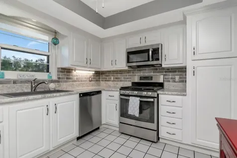 6070 80th Street N St Petersburg FL 33709
