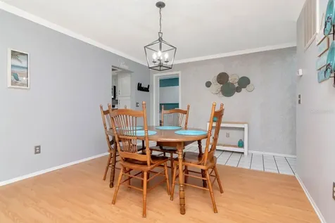 6070 80th Street N St Petersburg FL 33709