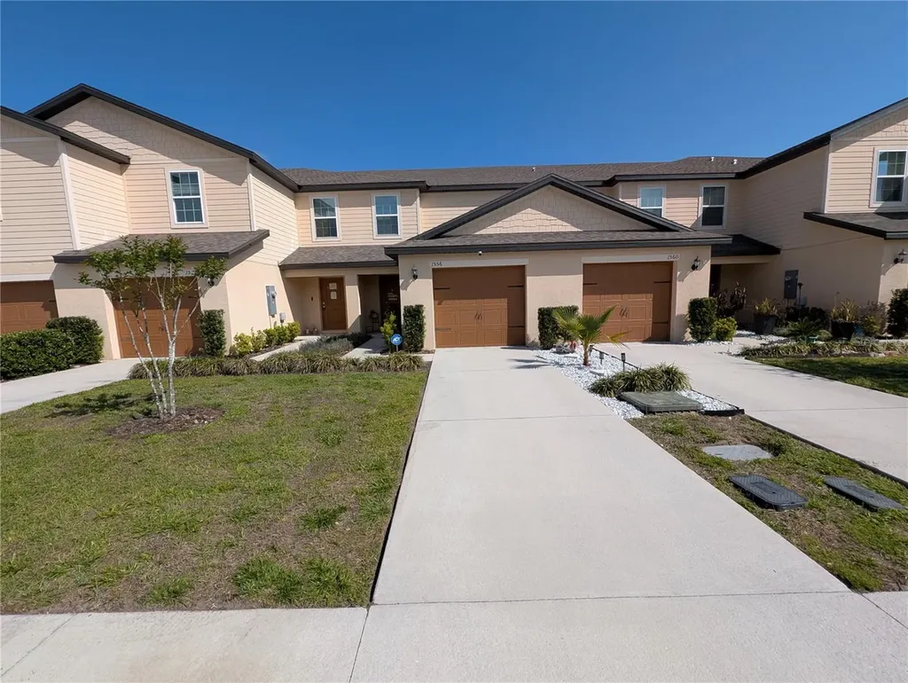 1556 Wynford Circle Tavares FL 32778