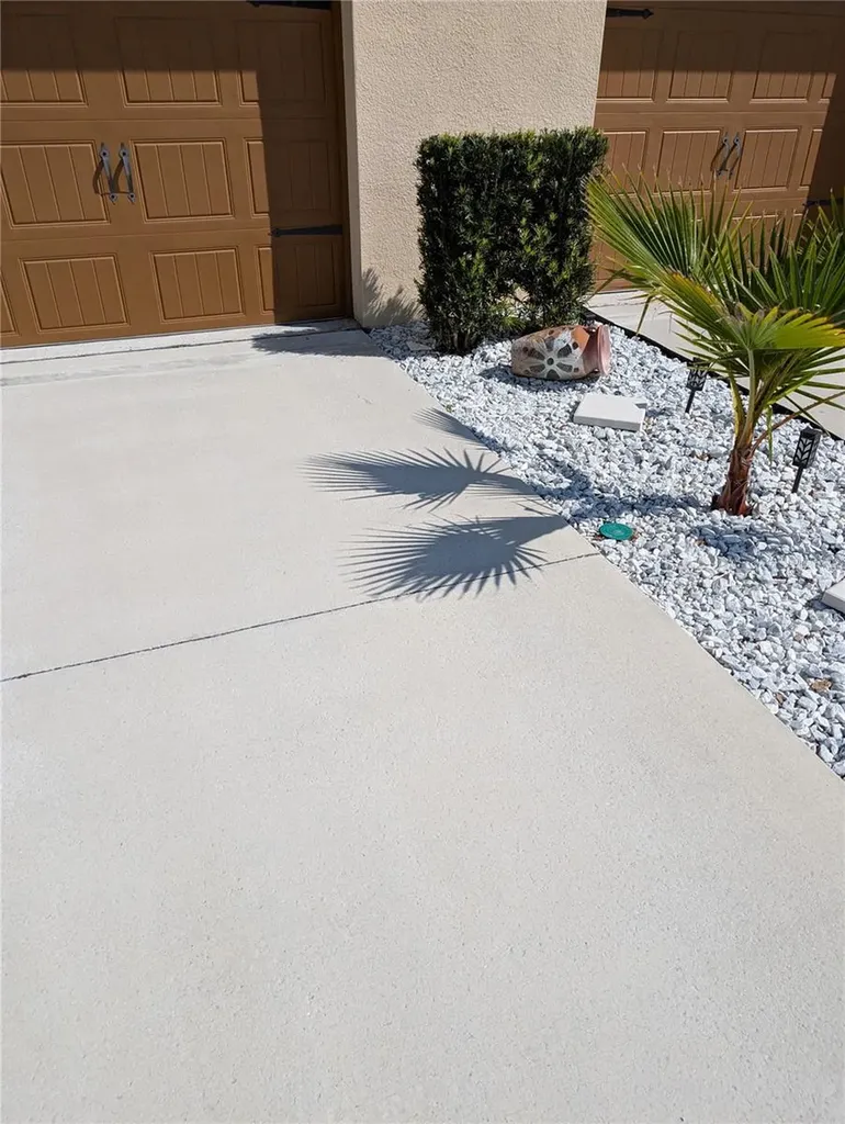 1556 Wynford Circle Tavares FL 32778