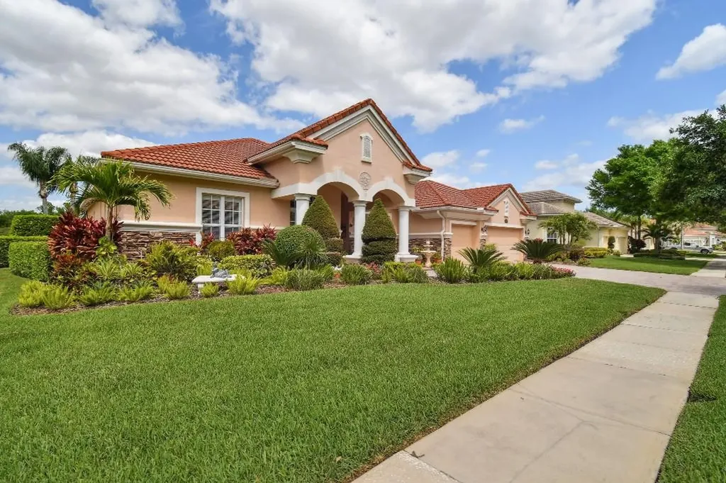 17923 Arbor Haven Drive Tampa FL 33647