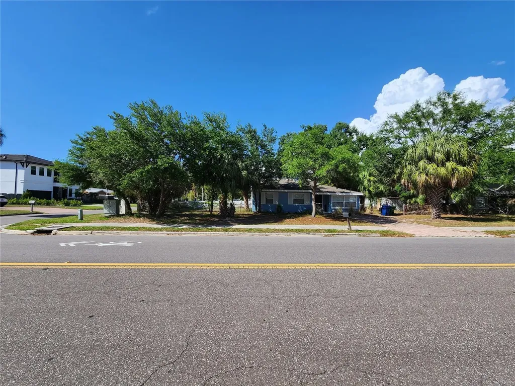 4423 W Euclid Avenue Tampa FL 33629