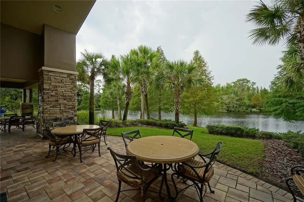 4923 Rolling Green Drive Wesley Chapel FL 33543