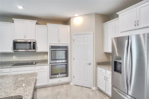4923 Rolling Green Drive Wesley Chapel FL 33543