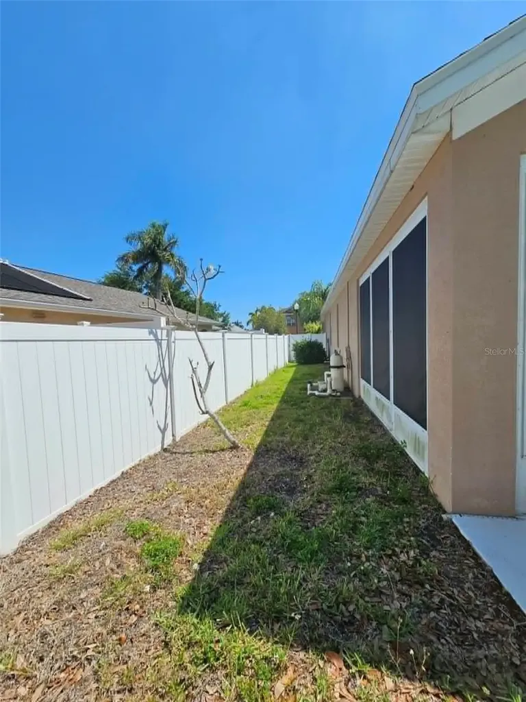 7181 50th Avenue Circle E Palmetto FL 34221