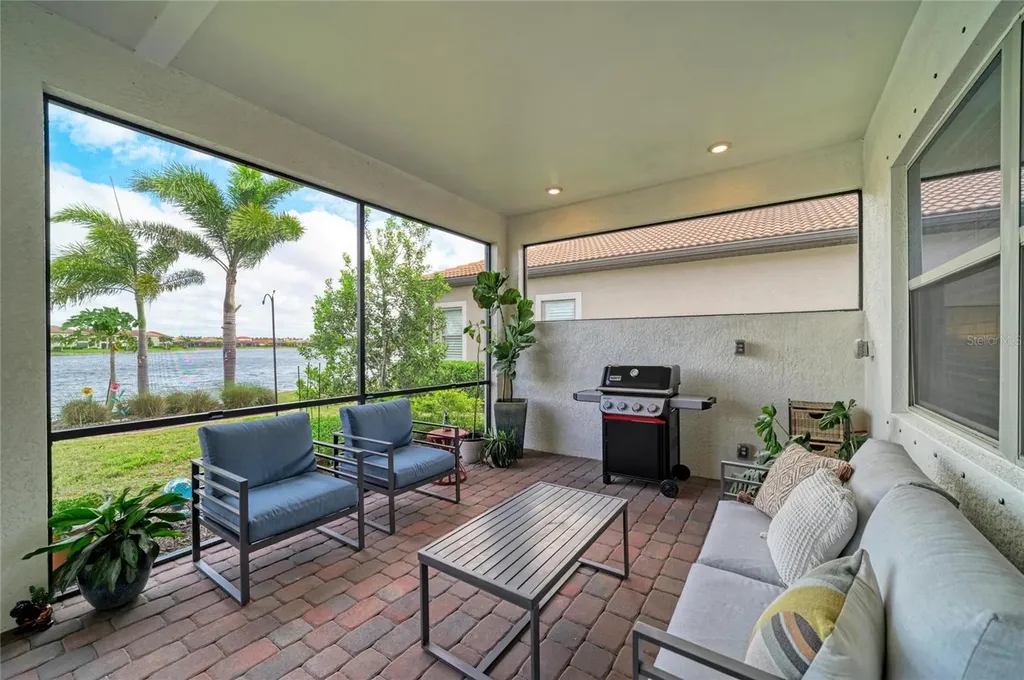283 Toscavilla Boulevard Nokomis FL 34275