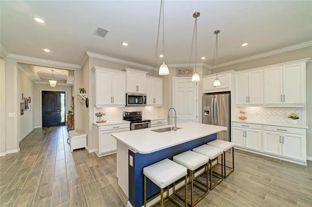 283 Toscavilla Boulevard Nokomis FL 34275