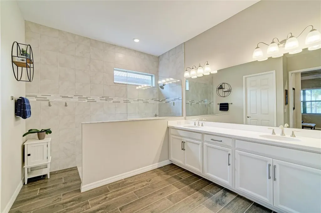283 Toscavilla Boulevard Nokomis FL 34275