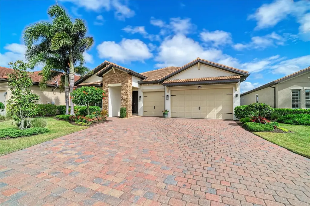 283 Toscavilla Boulevard Nokomis FL 34275