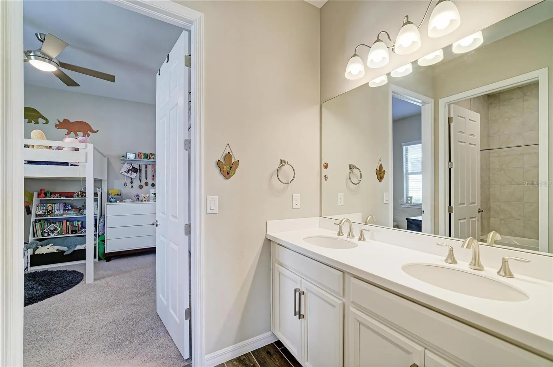 283 Toscavilla Boulevard Nokomis FL 34275