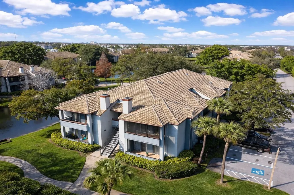 10263 Gandy Boulevard N St Petersburg FL 33702