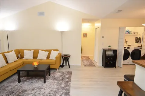 10263 Gandy Boulevard N St Petersburg FL 33702