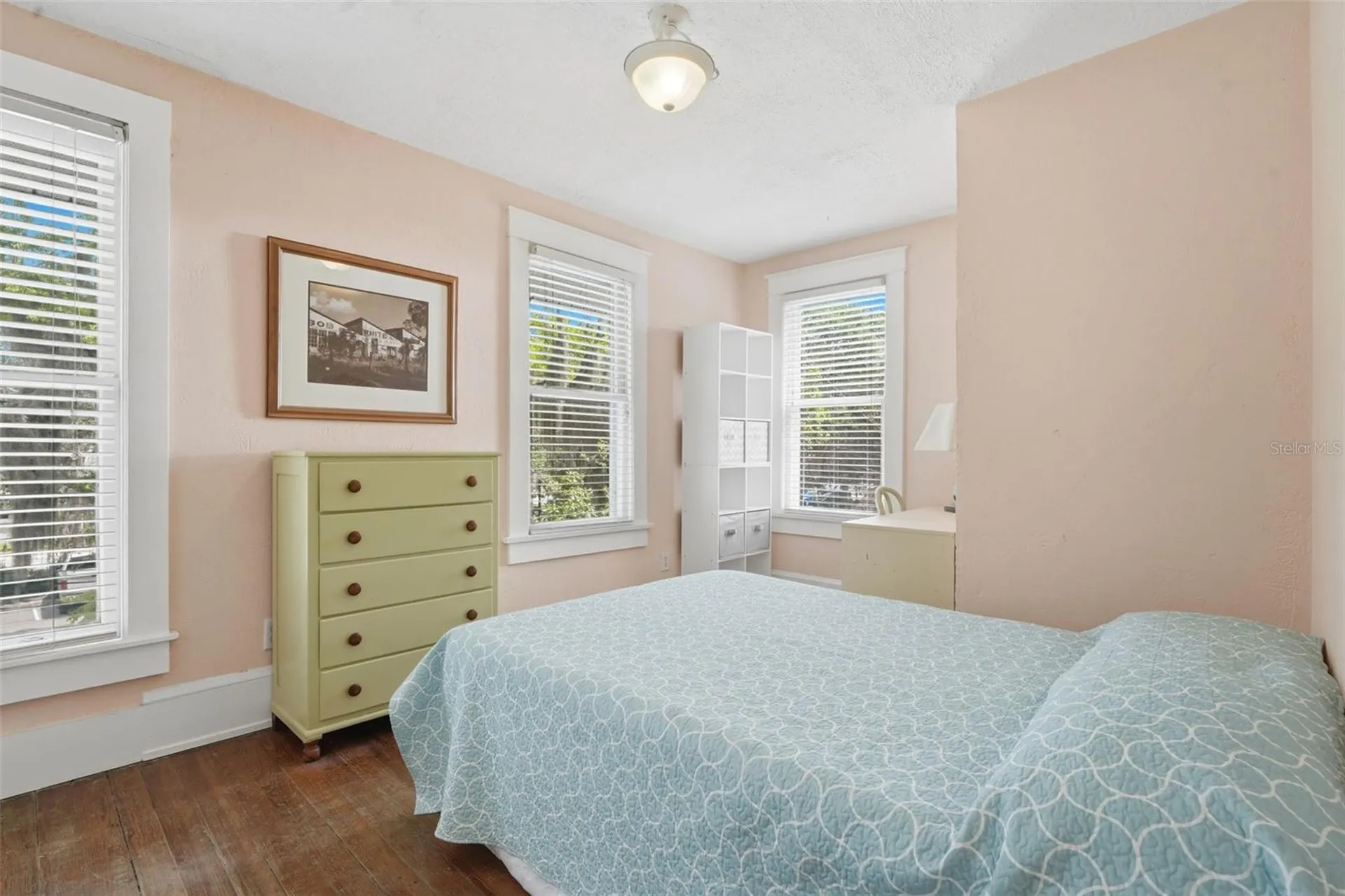 318 N Colonial Court Deland FL 32720