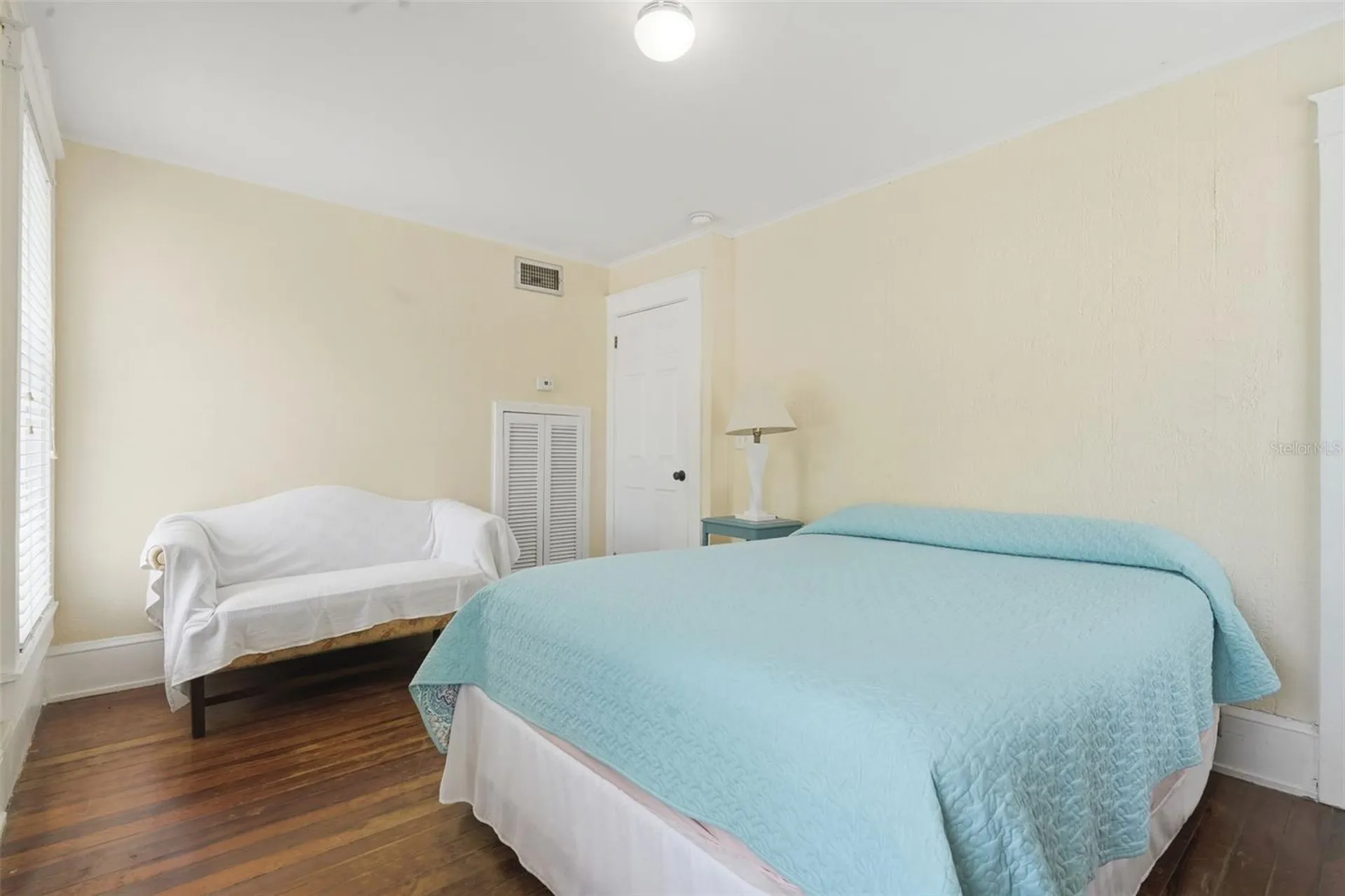 318 N Colonial Court Deland FL 32720
