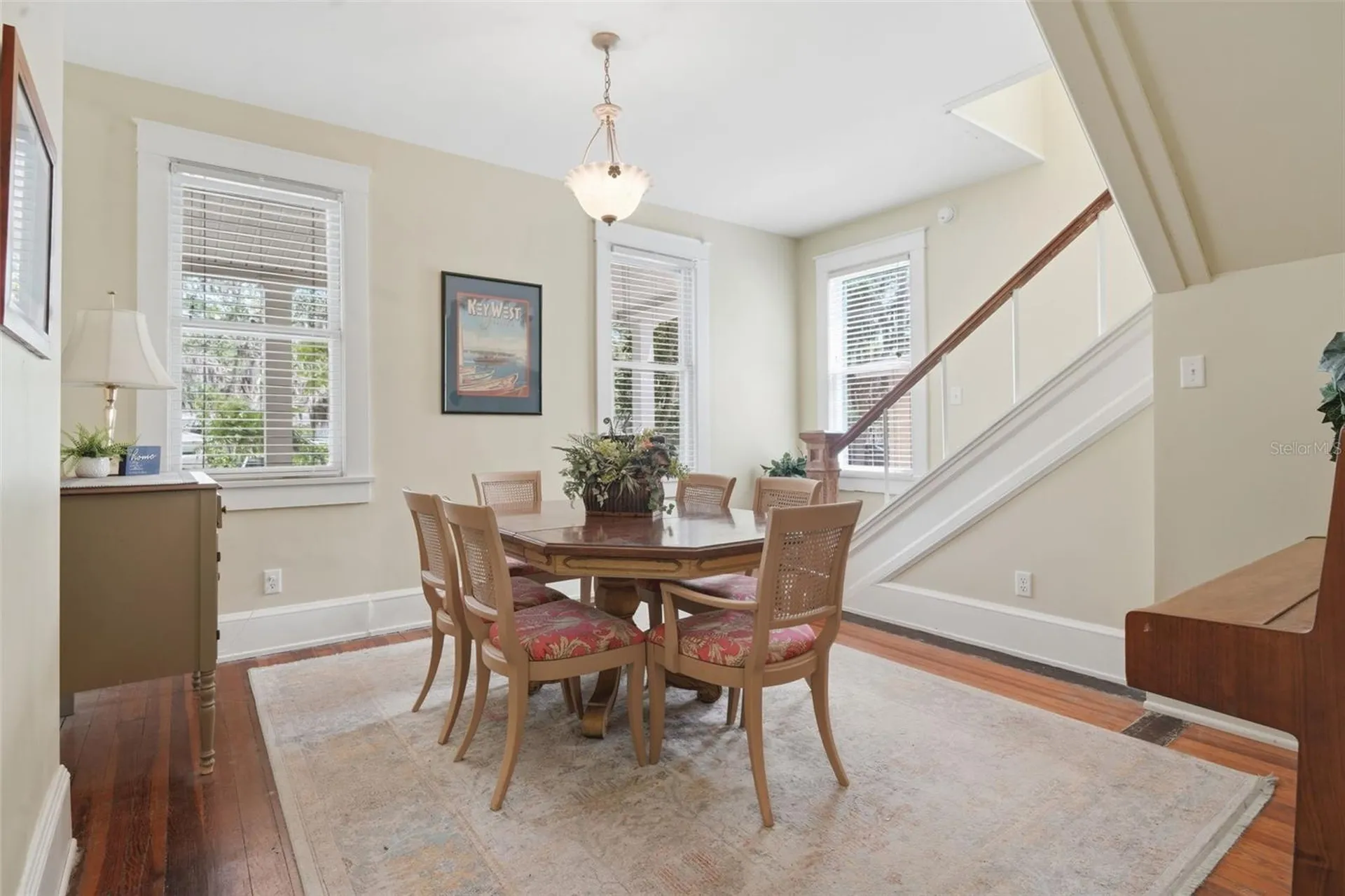 318 N Colonial Court Deland FL 32720