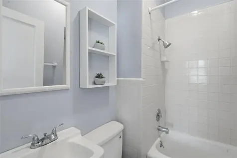 318 N Colonial Court Deland FL 32720