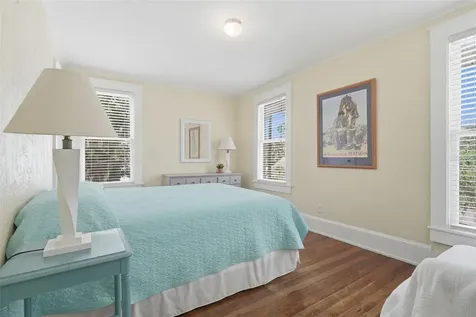 318 N Colonial Court Deland FL 32720