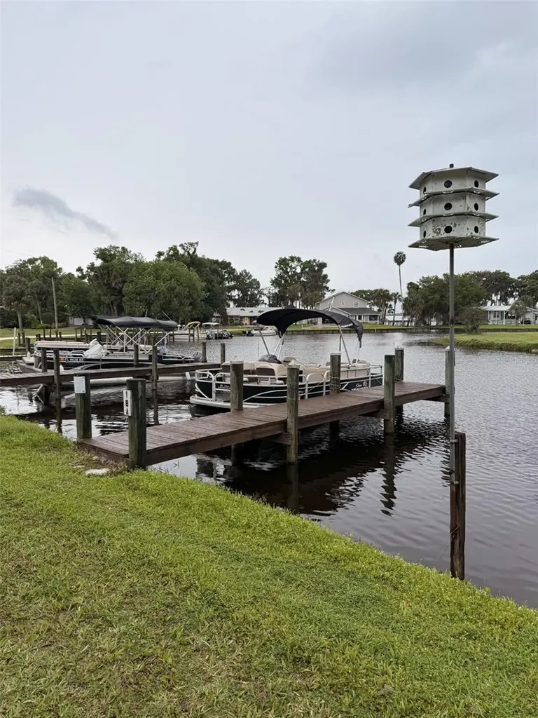 218 Pine Drive Crescent City FL 32112