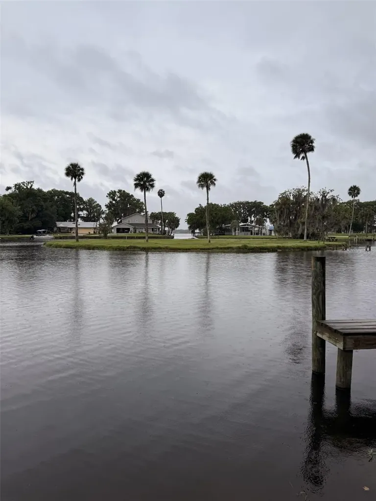 218 Pine Drive Crescent City FL 32112