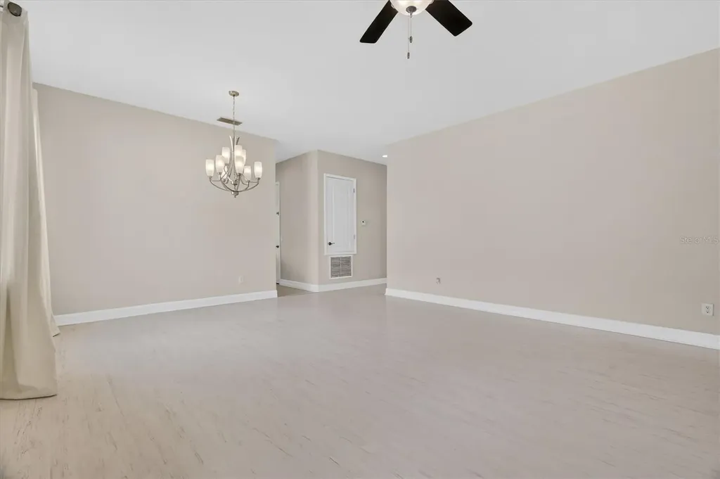 10429 Stapeley Drive Orlando FL 32832